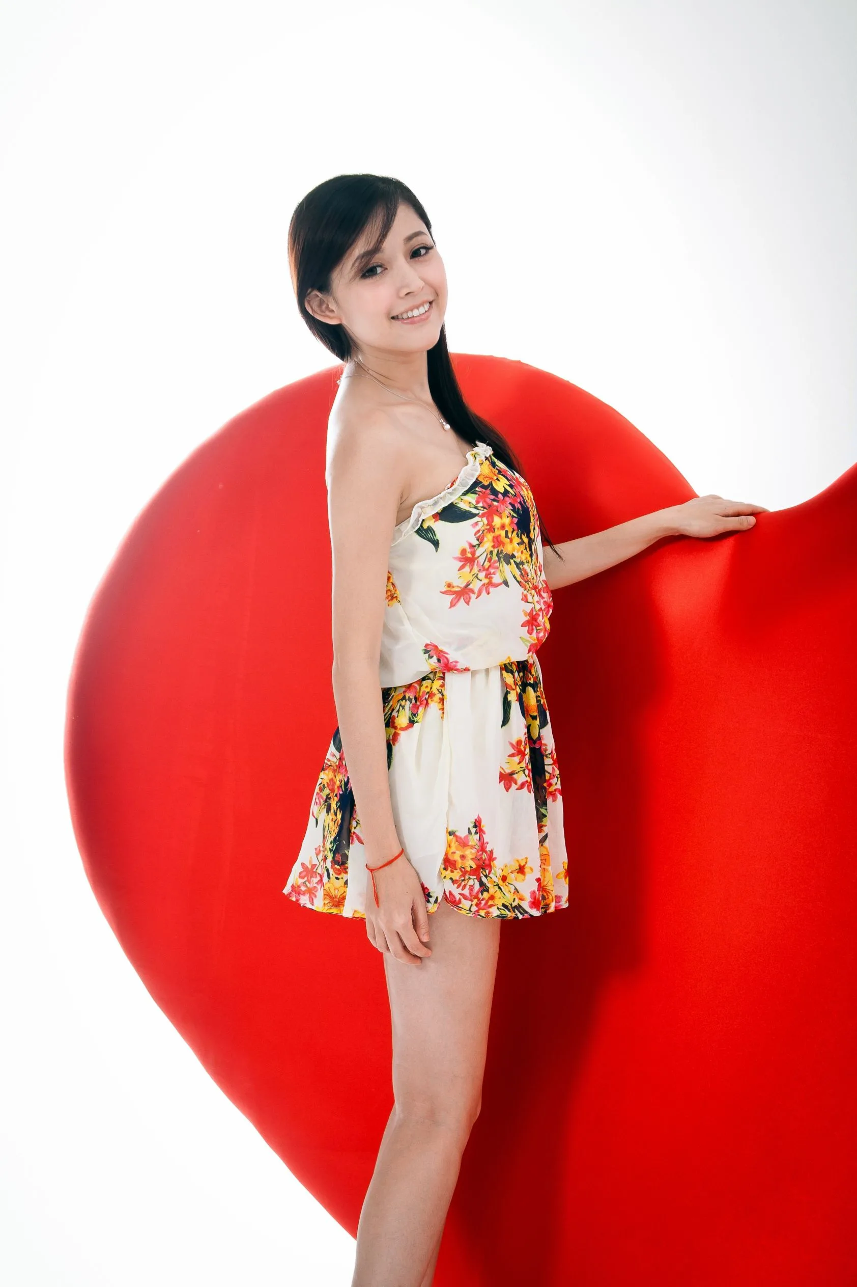 Sách ảnh "Tôi yêu bạn" của AVY Tian Xiaoyu - 11