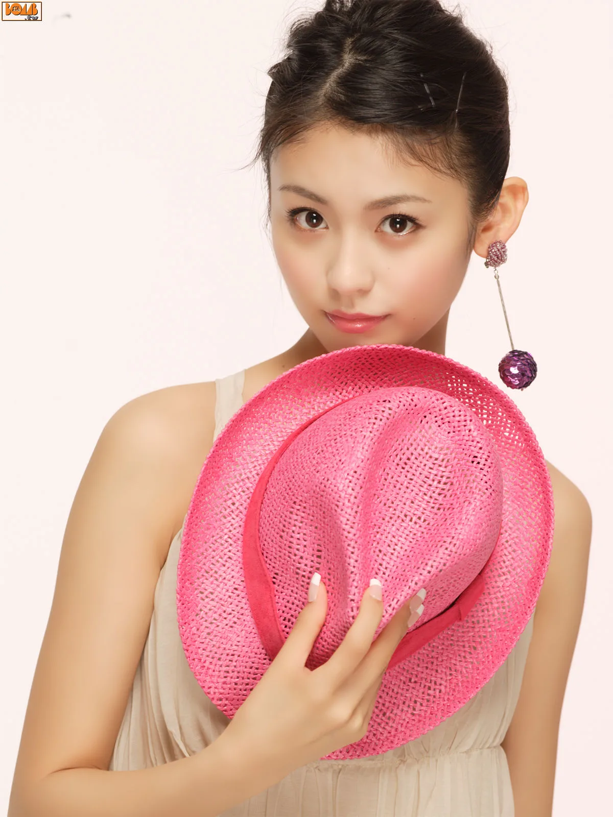 Bom.TVNgôi nhà nhỏ này là tác phẩm đẹp nhất của Yuika Motokariya, năm 2008-2008. - 21