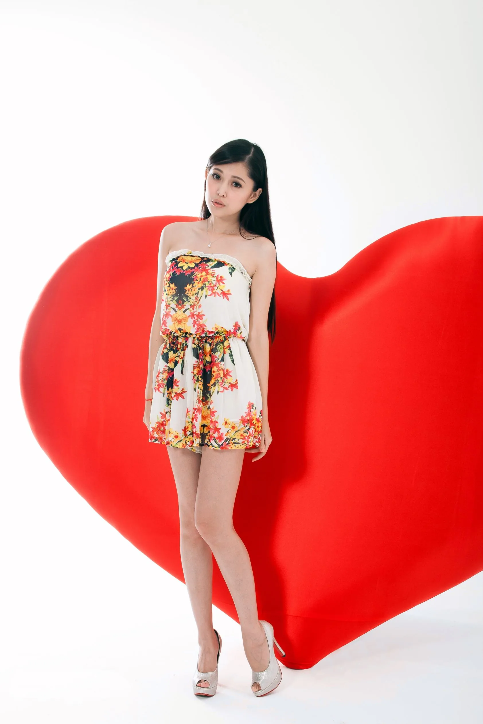 Sách ảnh "Tôi yêu bạn" của AVY Tian Xiaoyu - 6